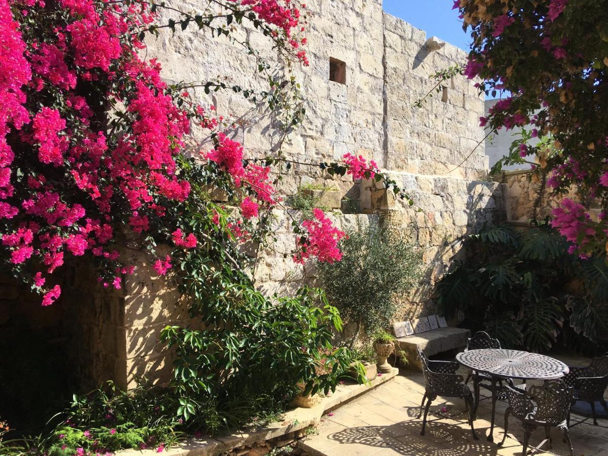 לינה וארוחת בוקר Sannat The Garden Gate מראה חיצוני תמונה